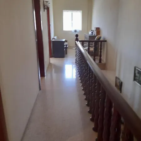 Dynesty ベッド・アンド・ブレックファスト *